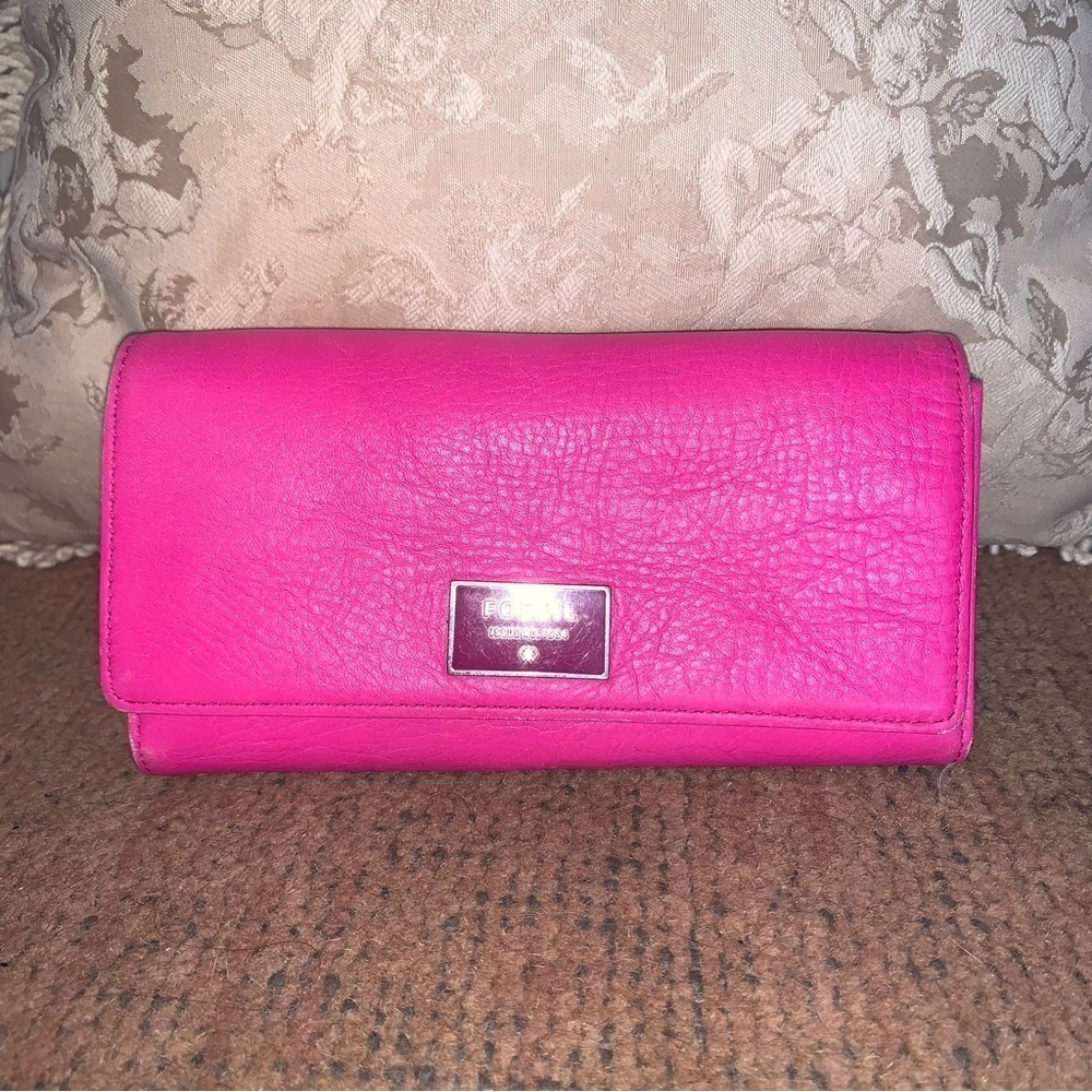 Fossil Vibrant Pink Leather Wallet